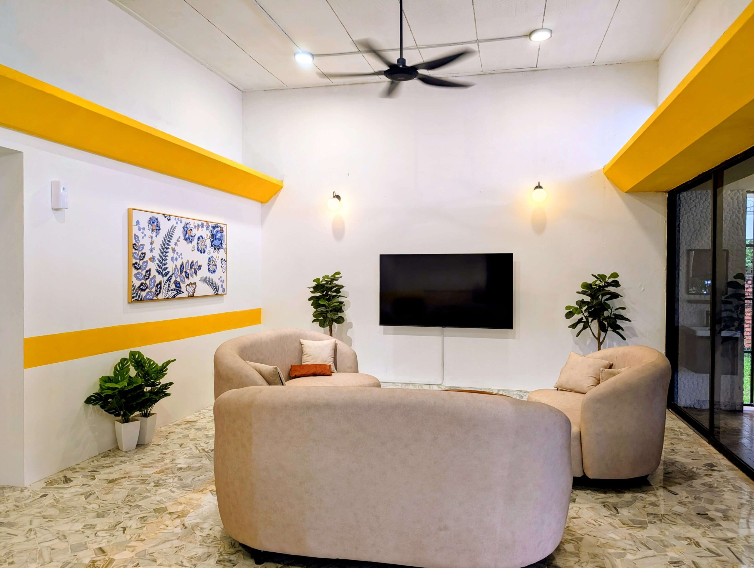 Main lounge at Lumina Care